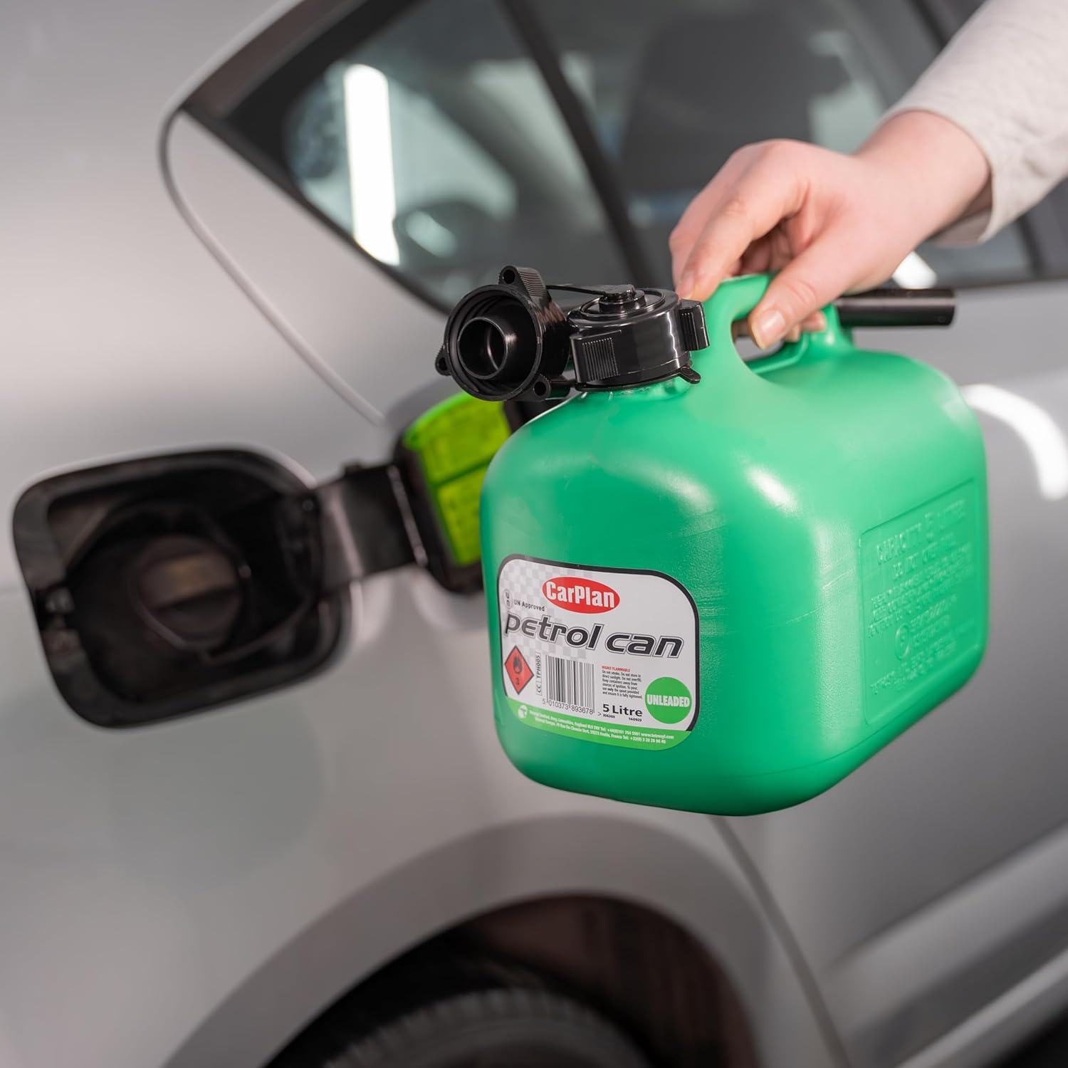 CarPlan Plastic Unleaded Petrol Can Green 5Ltr TPH005 | A Flexible Pouring Spout | Colour-Coded Green for Unleaded Fuel CarPlan Plastic Unleaded Petrol Can Green 5Ltr TPH005 | A Flexible Pouring Spout | Colour-Coded Green for Unleaded Fuel