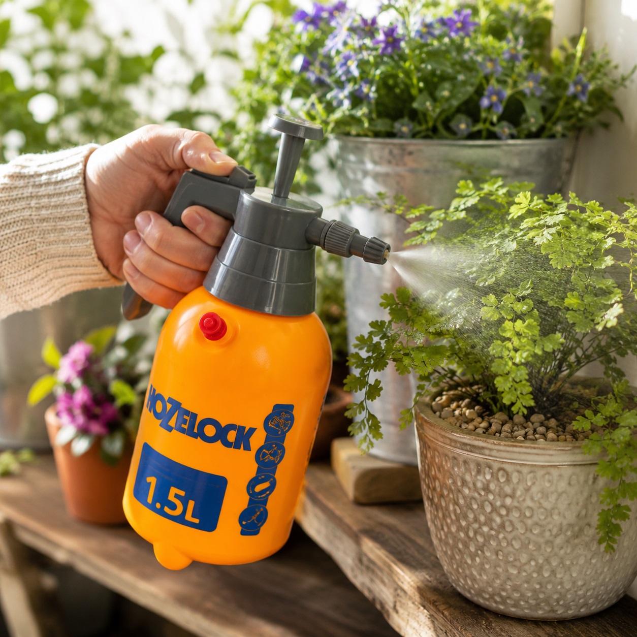 Hozelock Multi Purpose Sprayer Multicolour 1.5Ltr 4123P0000 | Supplied With Complete Fittings | Plant Care Sprayer | Gardening Sprayer | Handheld Garden Sprayer