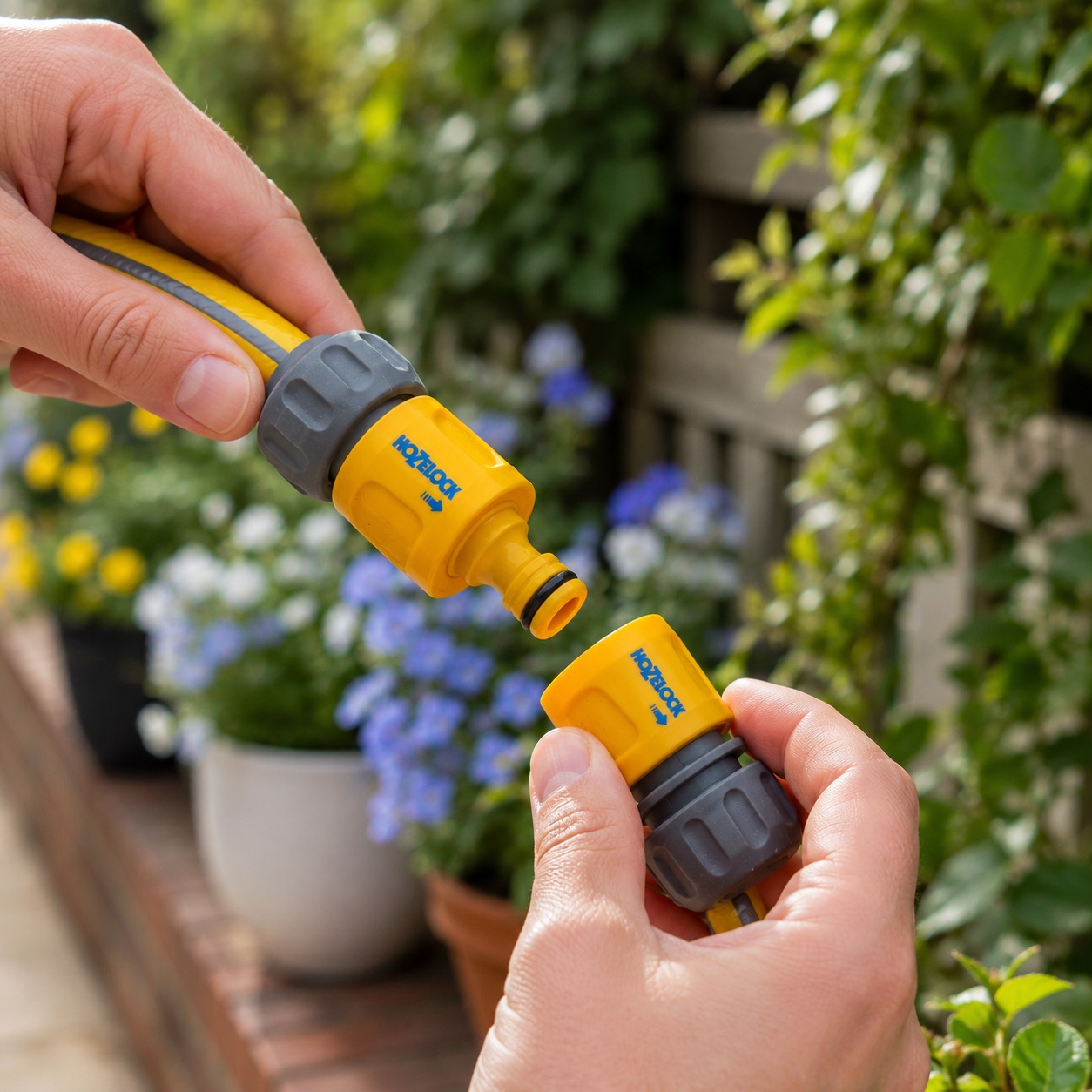 Hozelock Hose End Connectors Yellow and Grey Pack of 2 2166 | Quick Connect Hose Fittings | Hose Pipe End Couplers | Supplied with Complete Fittings