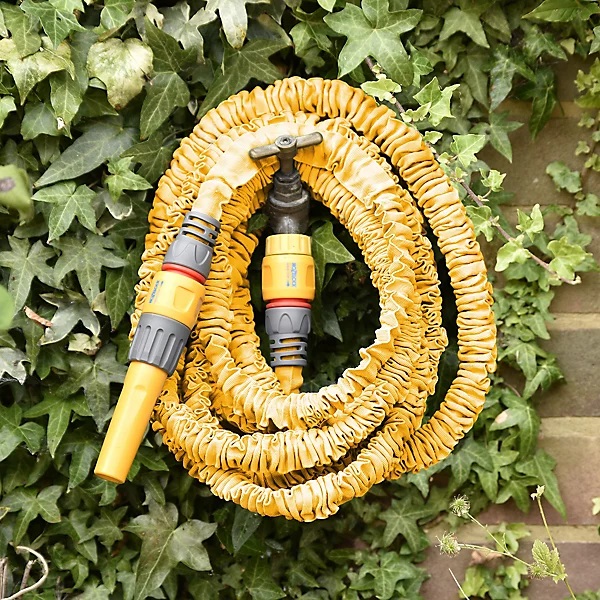 Hozelock Expandable Super Hoze Yellow 15Mtr 8215A1240 | Supplied With Complete Fittings | Lightweight | Never Kinks | Expands Up To 3 Times | Flexible Watering Hose | Space Saving Garden Hose