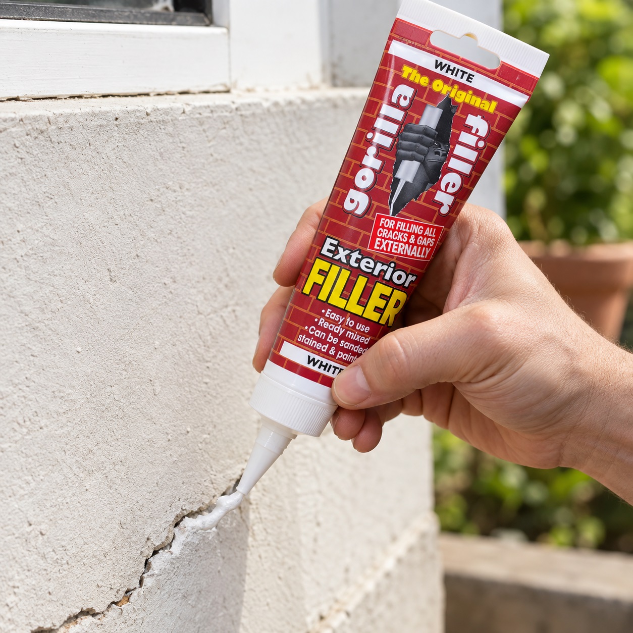 151 Original Gorilla Filler Exterior Filler Tube White 330g GF9 | Easy To Use | Ready Mixed | Can be Sanded Stained and Painted